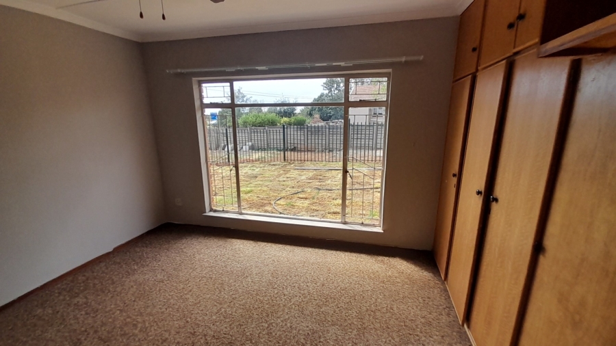 4 Bedroom Property for Sale in Universitas Free State